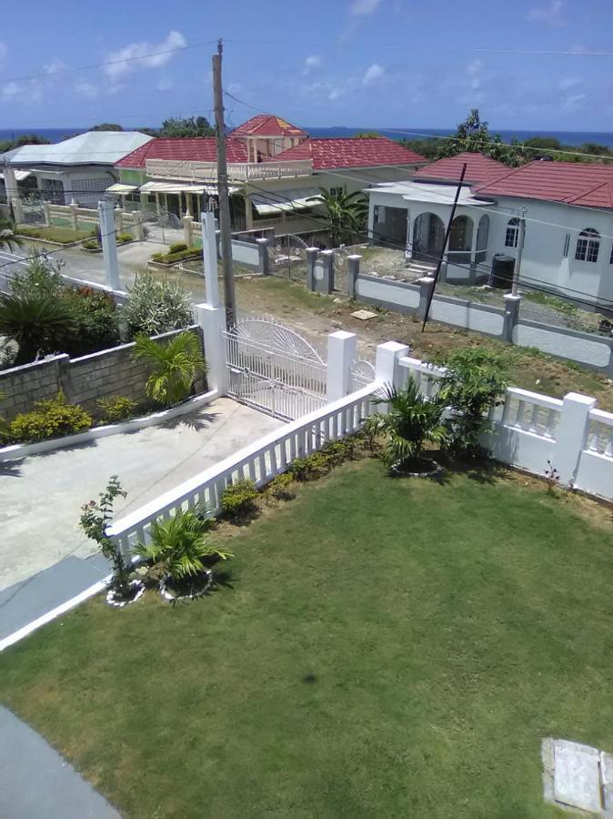 Hotel The Retreat Lyssons Exterior foto